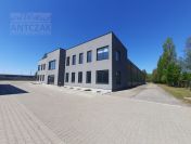 Do wynajęcia lokal usługowo-biurowy, z parkingiem i dużą witryną