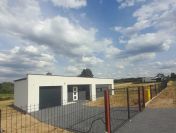 Dom parterowy w st. deweloperskim o pow. 105 m2, Chełmce