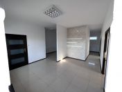 Lokal użytkowy o pow. 74.50 m2, parter, witryna, parking, Os. Korczak