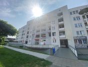 Mieszkanie o powierzchni 63m2, balkon, III piętro, umeblowane, Os. Dobrzec