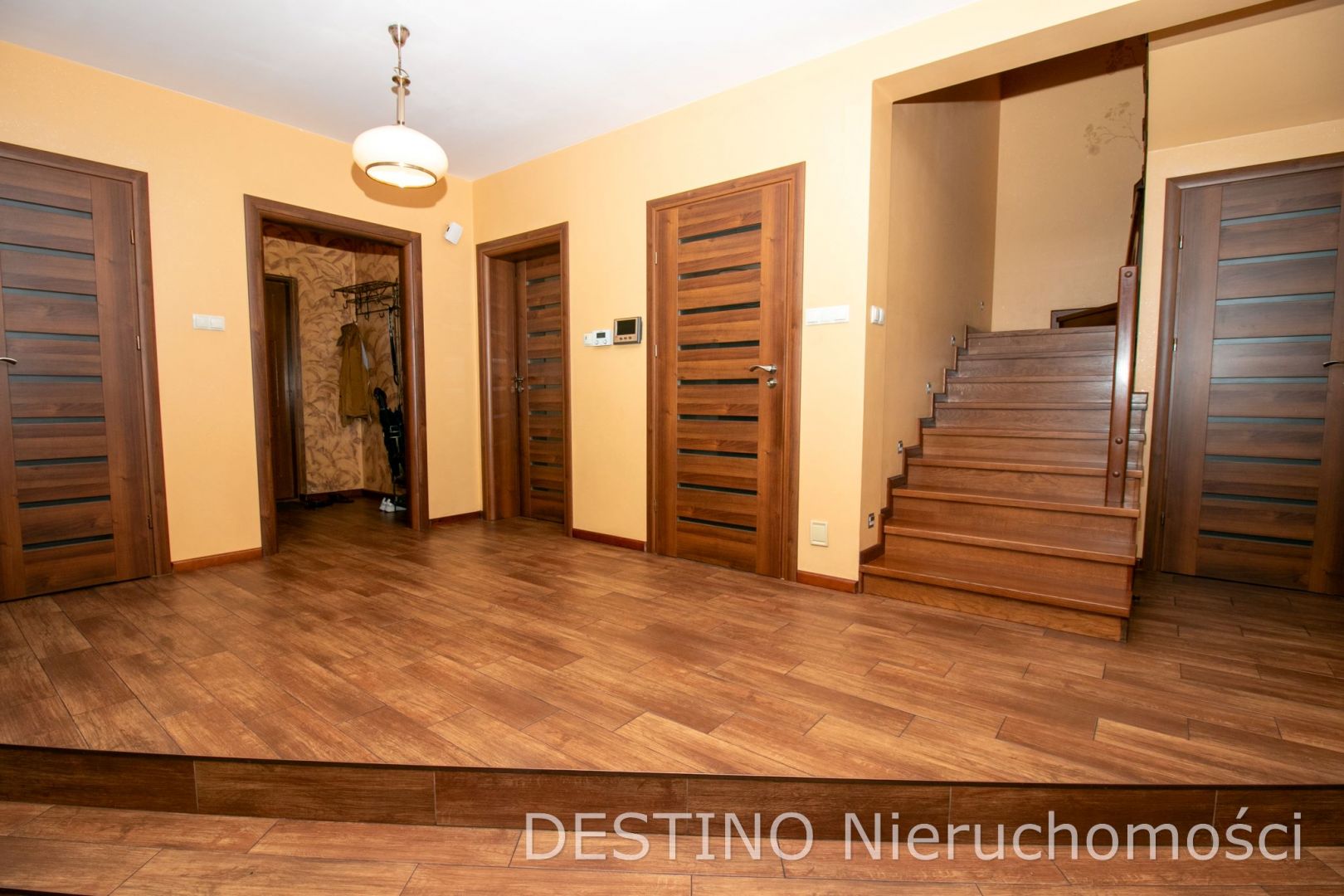Sprzedam komfortowy dom Wojciechówka - Obraz nr 19