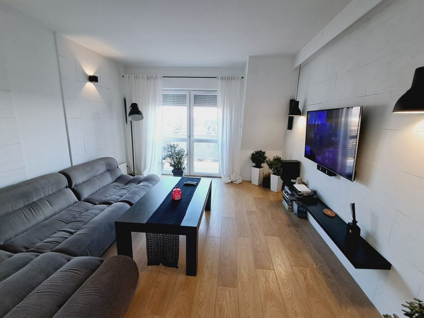 Mieszkanie o powierzchni 95m2, dwa balkony, Braci Niemojowskich Kalisz - Zdjęcie 1