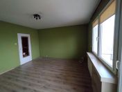 Mieszkanie o pow. 47.50m2, balkon, IV p., do remontu, Os. Asnyka