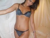 Nudzę się sama, uratujesz mnie?