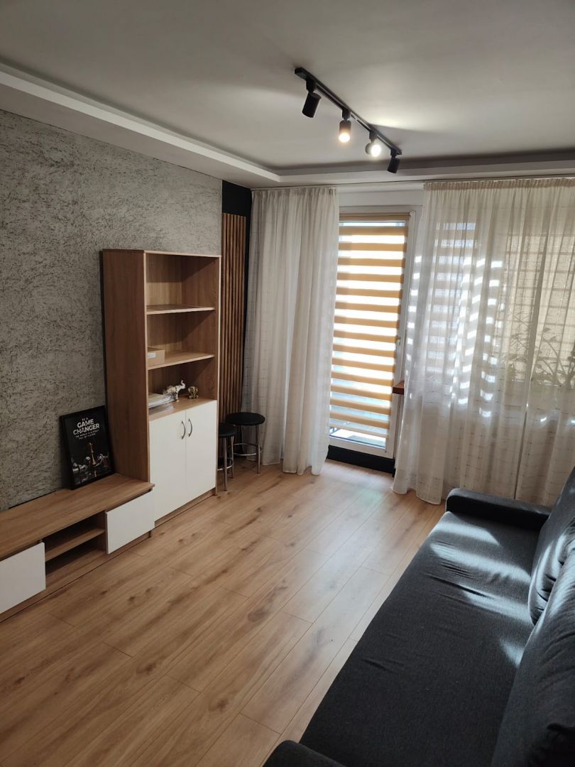 Mieszkanie o powierzchni 37m2, balkon, II piętro, ul. Nowy Świat Kalisz - Zdjęcie 1