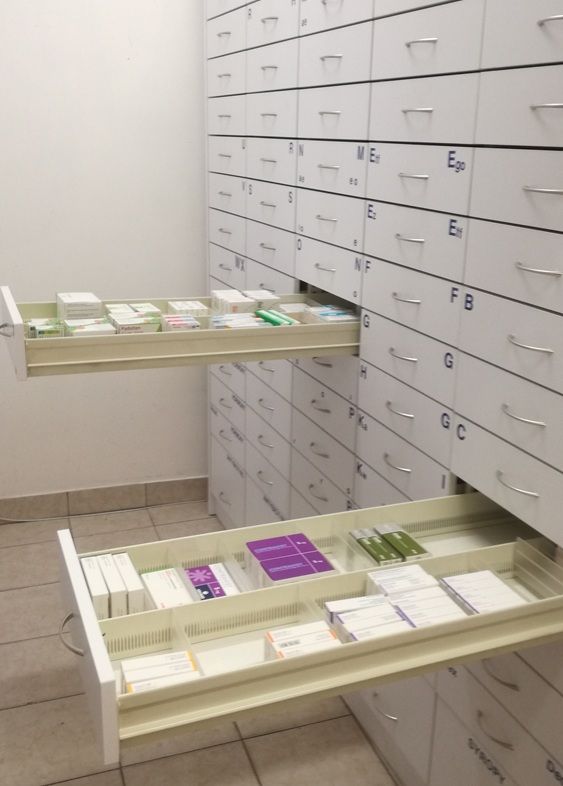 Meble apteczne szuflady głębokiego składowania sprzedam  - Zdjęcie 1
