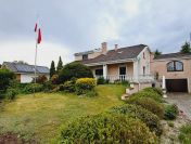 Dom parterowy z użyt. poddaszem o pow. 240 m2, działka 1700m2, Wolica