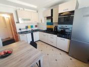 3 pokoje, powierzchnia 60.90m2, balkon, III piętro, umeblowane, Kalisz