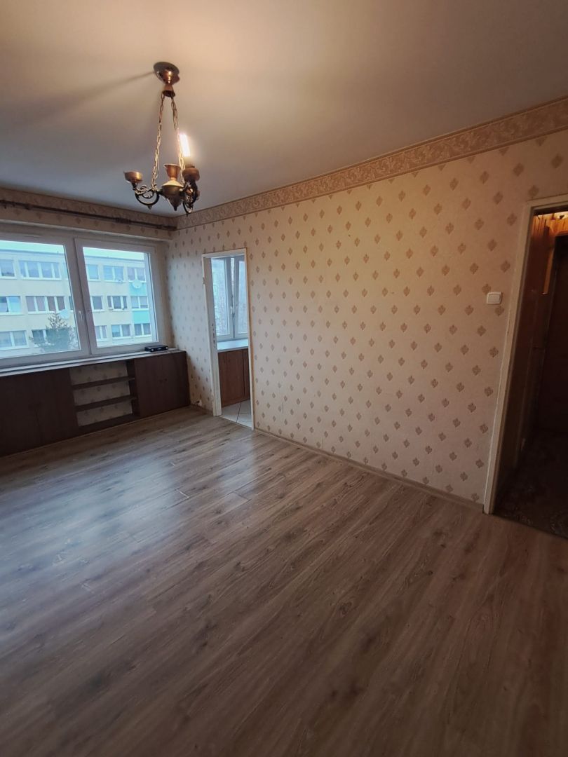 ***NOWA CENA***Mieszkanie o pow. 37.20m2, III piętro, Al. Wojska Polskiego Kalisz - Zdjęcie 1