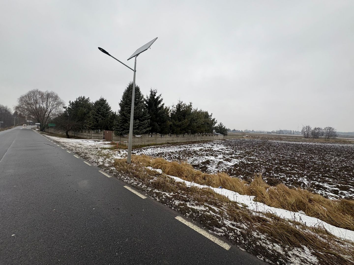 Działki budowlane z bezterminowymi warunkami zabudowy – Zborów, gmina Żelazków Zborów - Zdjęcie 1