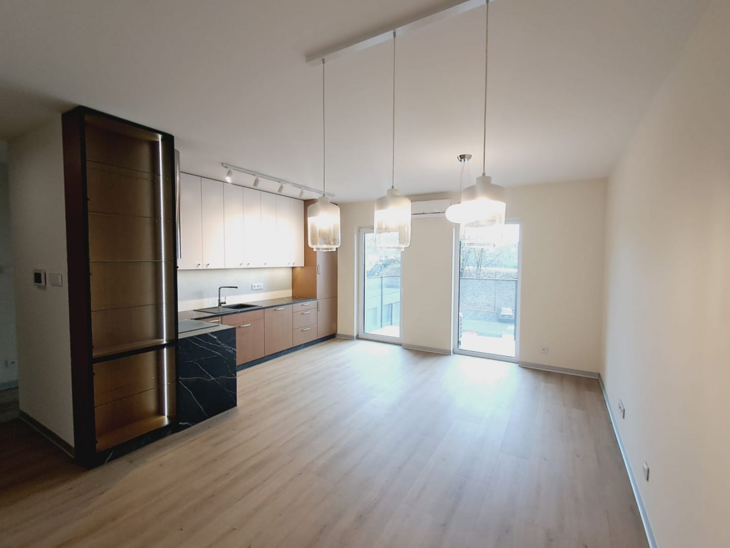 2 pokoje, 45m2, balkon, winda, klimatyzacja, Os. Między Mostami Kalisz - Zdjęcie 1