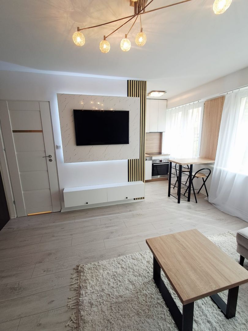 Mieszkanie o powierzchni 24m2, parter, po remoncie, umeblowane, os. Widok Kalisz - Zdjęcie 1