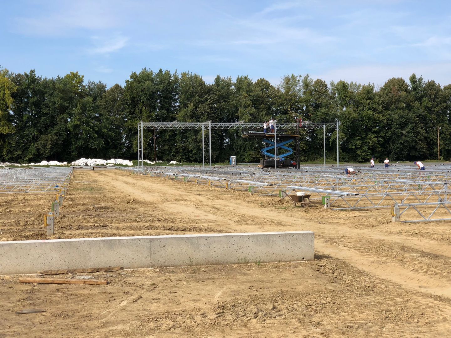 Praca przy montażu konstrukcji Kalisz - Zdjęcie 1