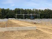 Praca przy montażu konstrukcji