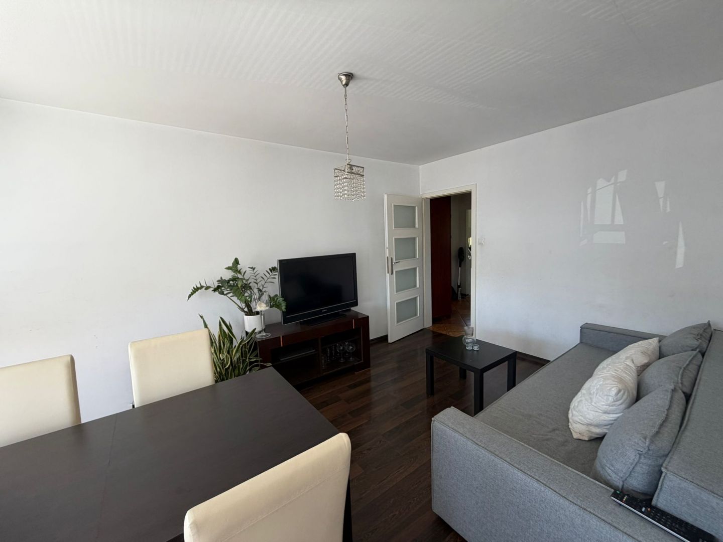 3 pokojowe mieszkanie 48 m², balkon, I p., os. Asnyka Kalisz - Zdjęcie 1