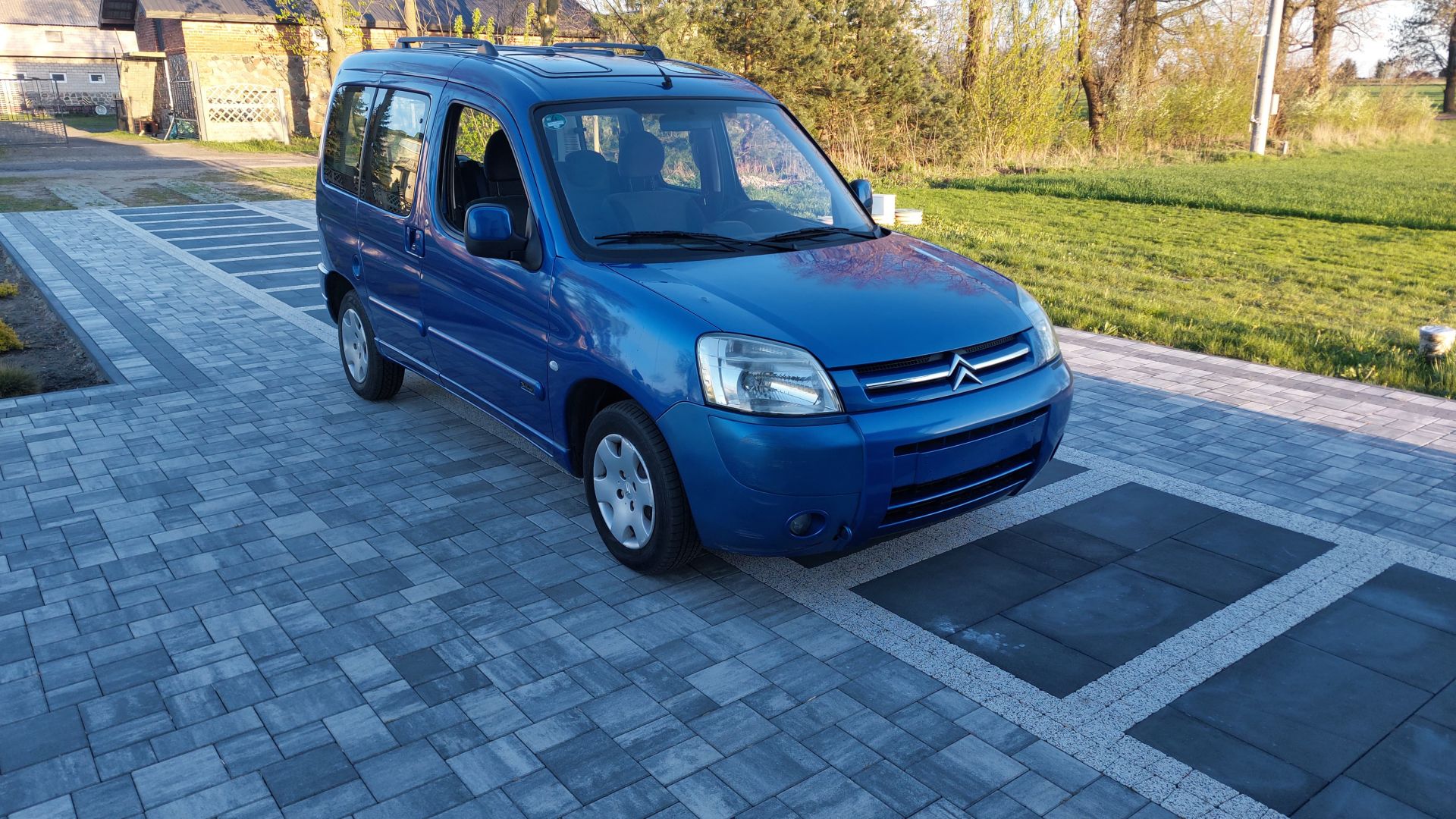 Citroen Berlingo Multispace 1.4 benzyna klima dOBRA - Zdjęcie 1