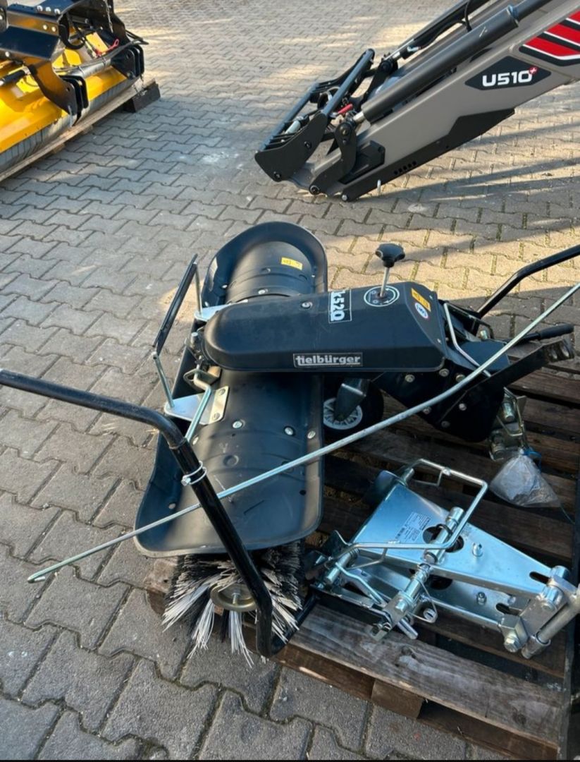 Zamiatarka tielburger plus pług do śniegu do traktorka Dąbrowica kolonia - Zdjęcie 1