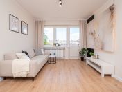 Mieszkanie o powierzchni 38.68m2, balkon, IV p., os. Asnyka