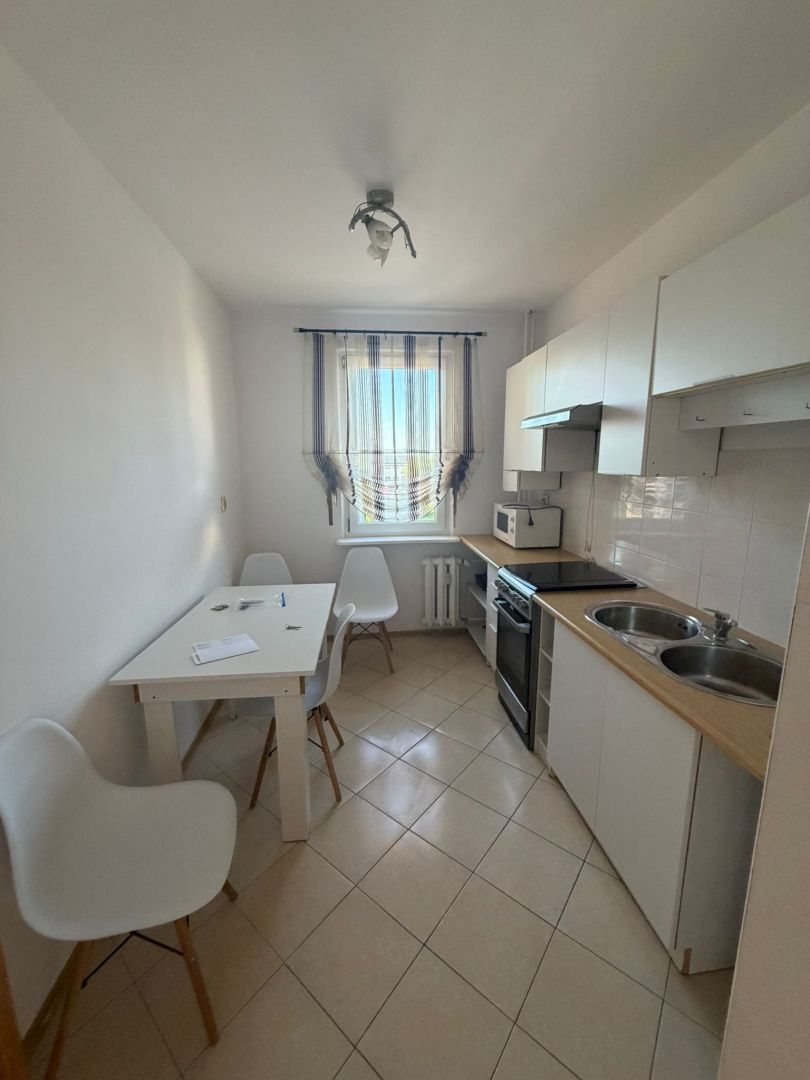 Mieszkanie o pow. 48 m2, I piętro, balkon, do zamieszkania, Os. Dobrzec Kalisz - Zdjęcie 1