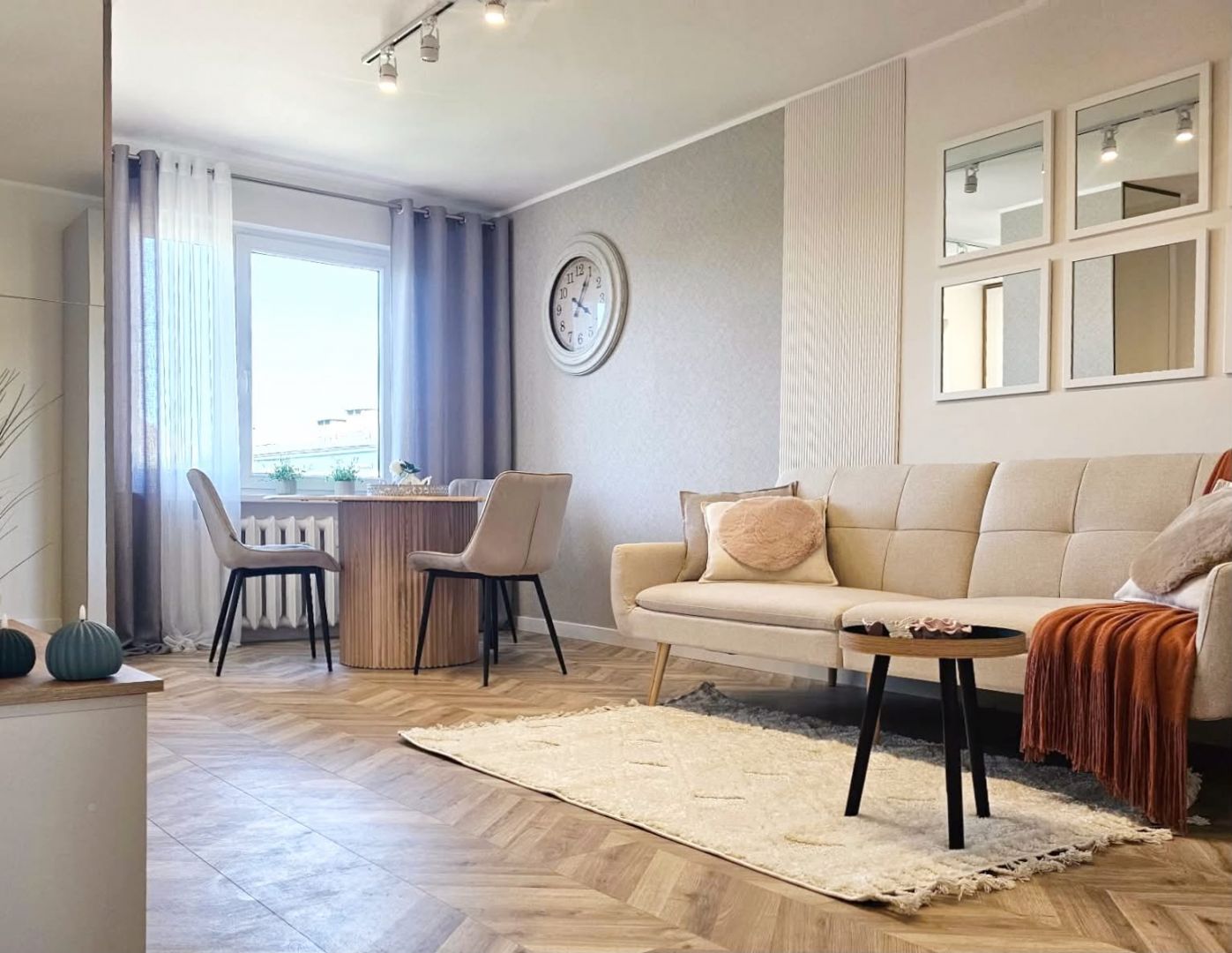 Mieszkanie o pow. 45.30m2, . balkon, po remoncie, IIIp, umeblowane, os. Dobrzec Kalisz - Zdjęcie 1