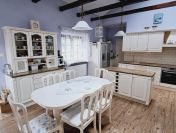 Dom o powierzchni 240m2, działka 2154m2, Wolica
