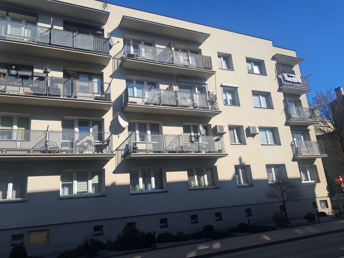 3 pokoje, powierzchnia 60.90m2, balkon, III piętro, umeblowane, Kalisz Kalisz - Zdjęcie 1