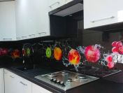 Panel szklany na wymiar - do kuchni, lazienki